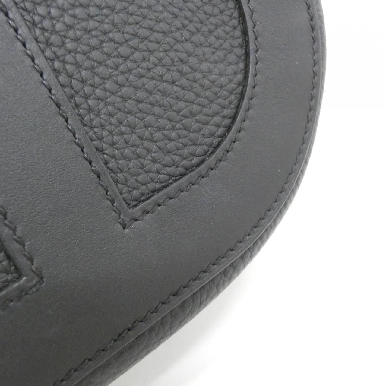 Hermes in the Loop 18 cm Bag — view 2