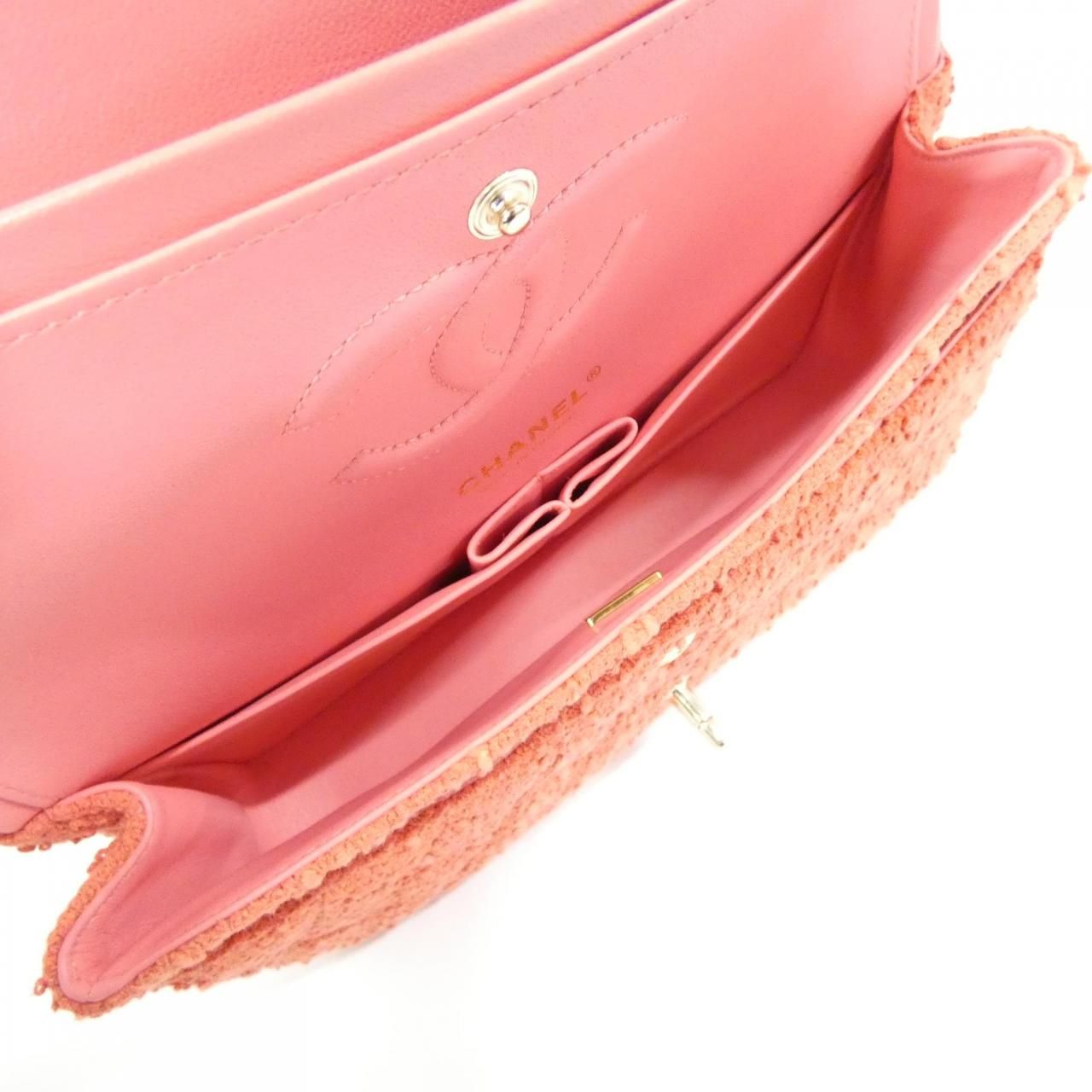Chanel Shoulder Bag Pink — view 7