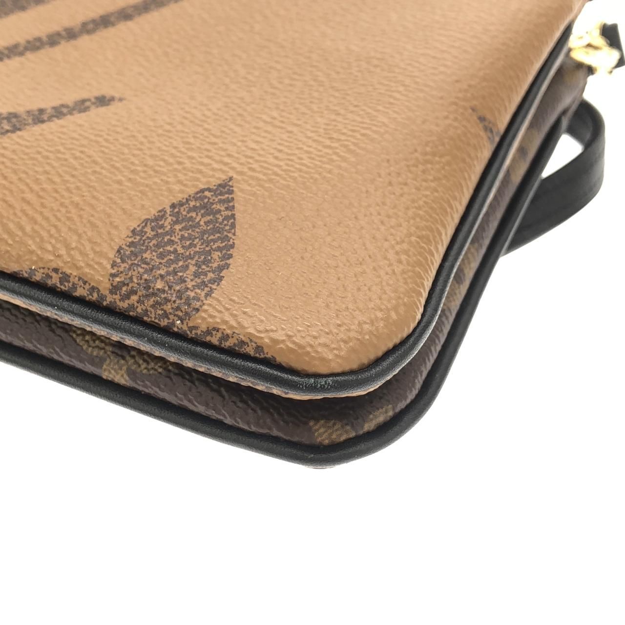 Louis Vuitton Monogram Giant Pochette Double Zip Shoulder Bag — view 3