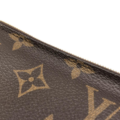 Louis Vuitton Monogram Giant Pochette Double Zip Shoulder Bag — view 4