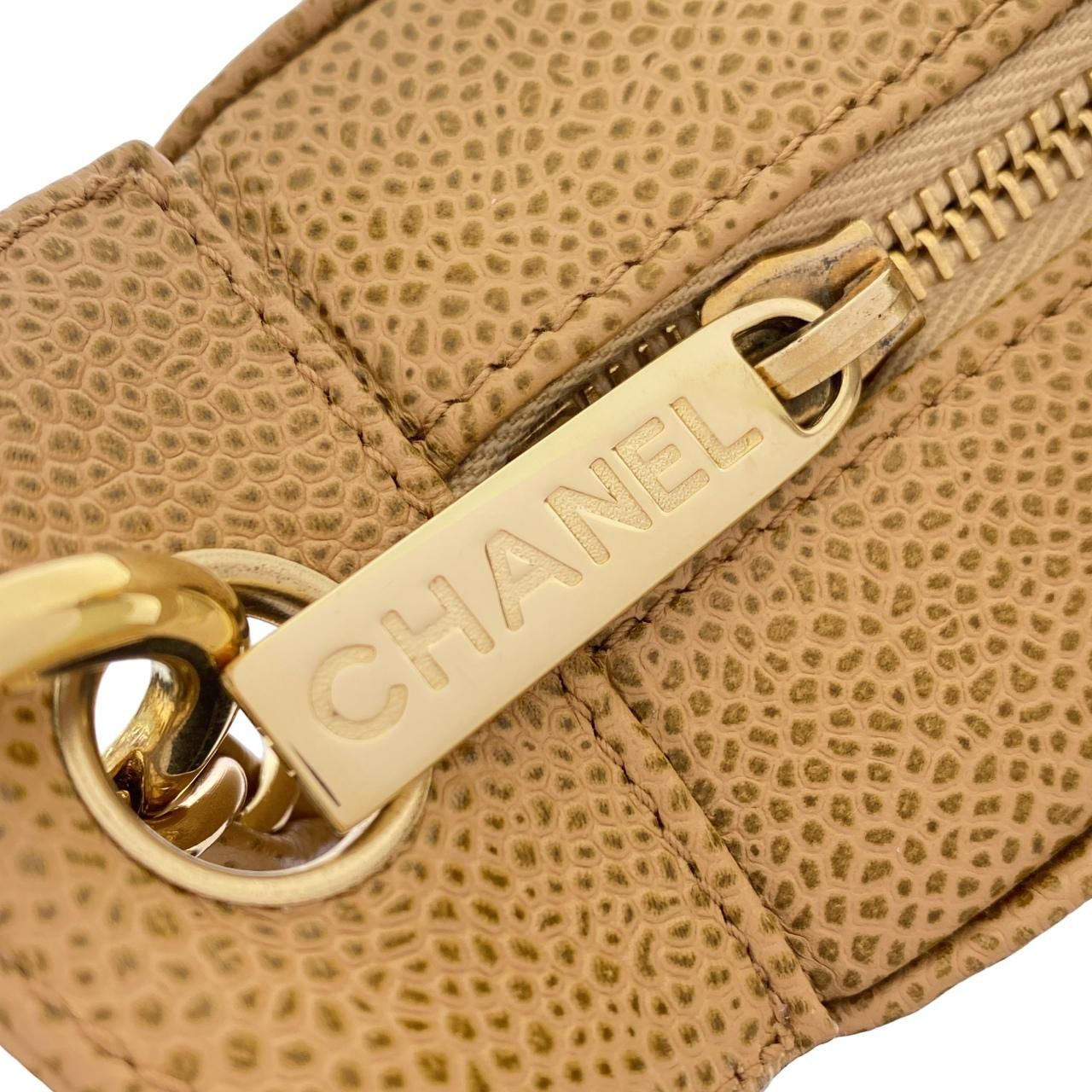 Chanel Vintage Shoulder Bag — view 4