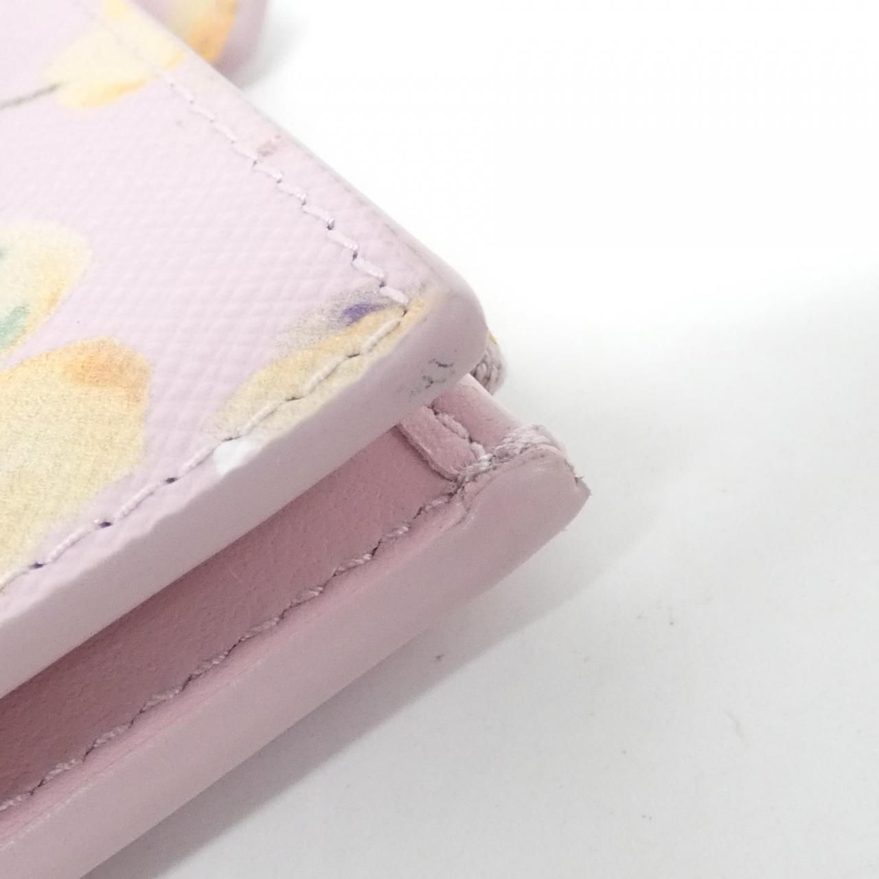 Prada Wallet Gold — view 4