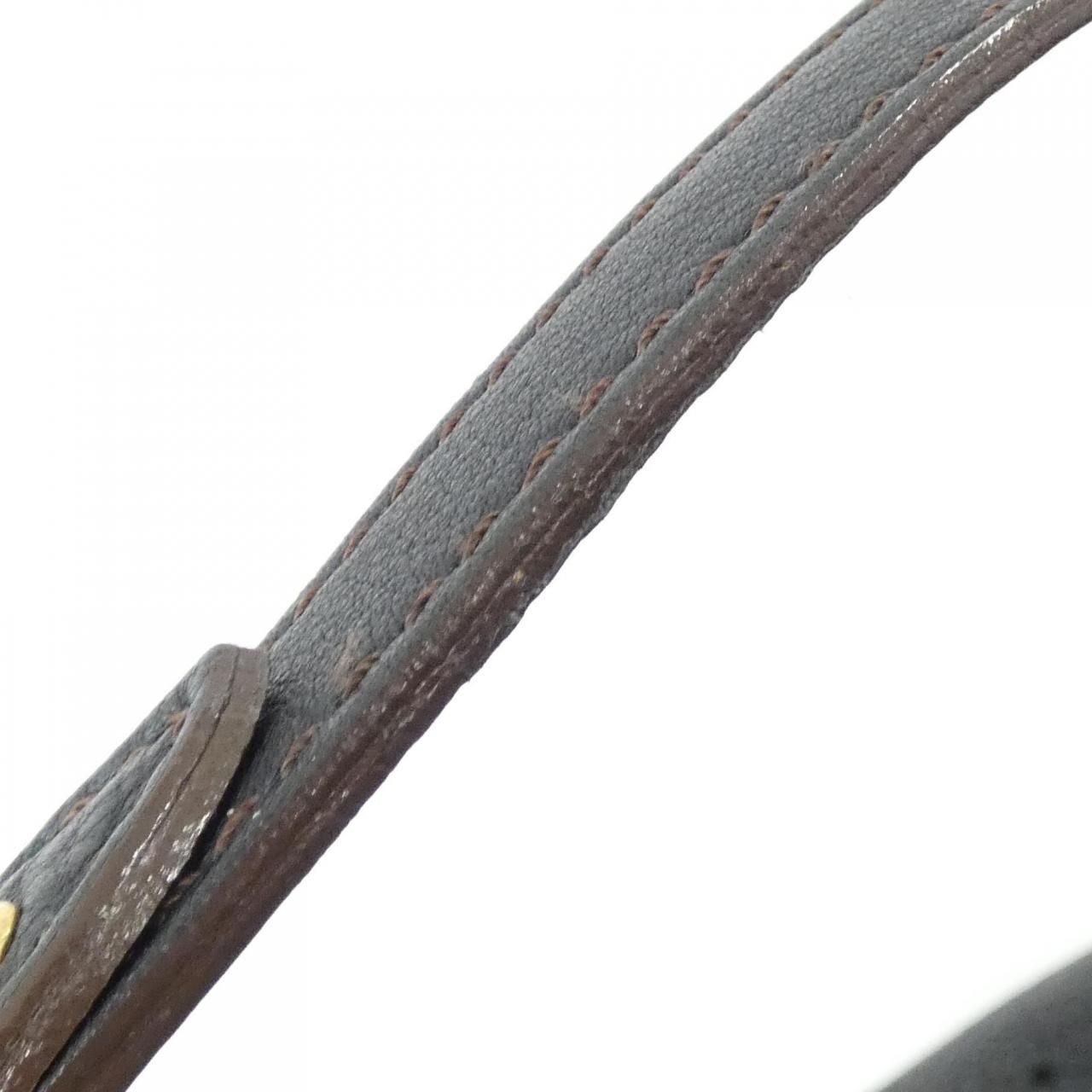 Louis Vuitton Mahina XS Shoulder Bag — view 7