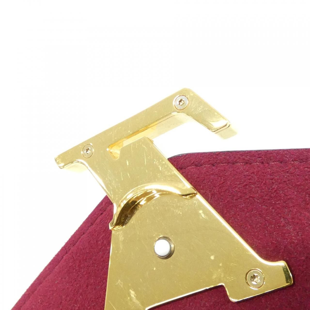 Louis Vuitton Monogram Passi Shoulder Bag — view 7