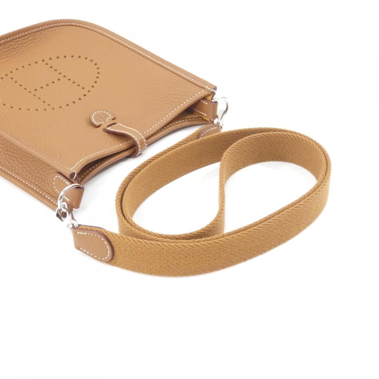 Hermes Evelyne Amazon 16 cm Shoulder Bag — view 6