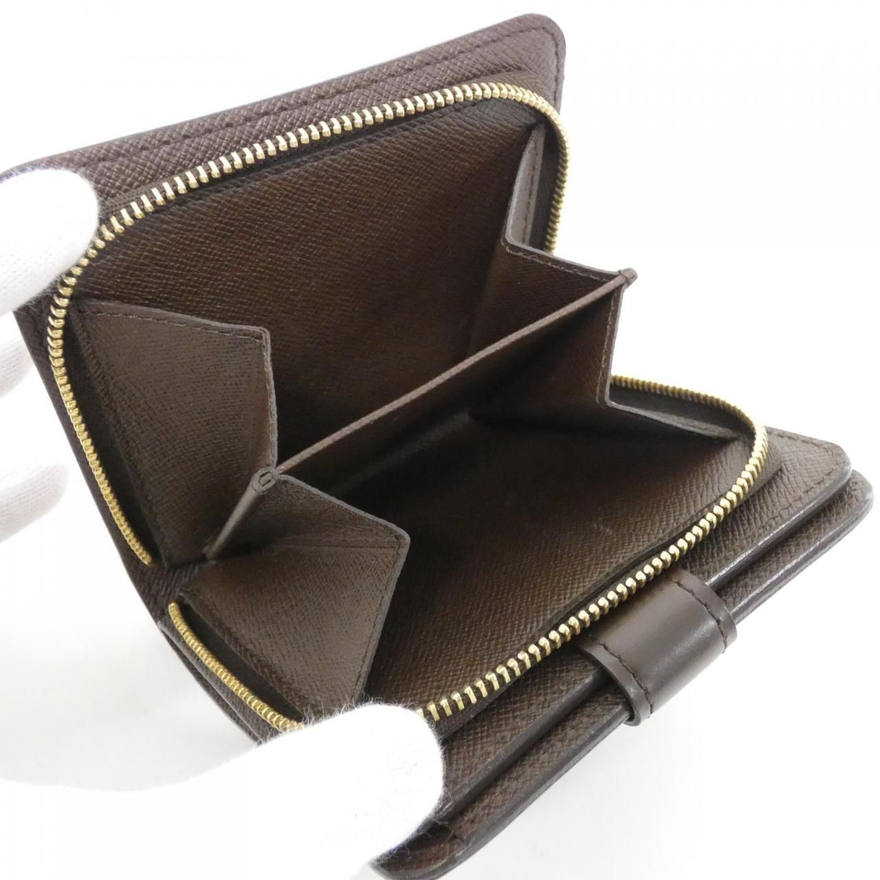 Louis Vuitton Damier Compact Zip Wallet — view 8