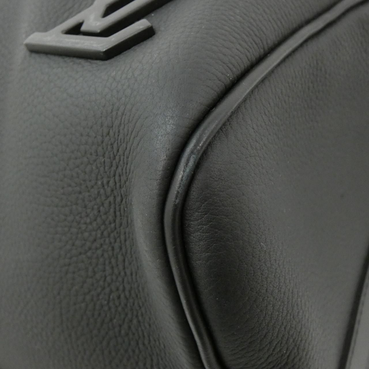 Louis Vuitton LV Aerolog Lambskin Keepall Bandouliere 40 cm Boston Bag — view 3