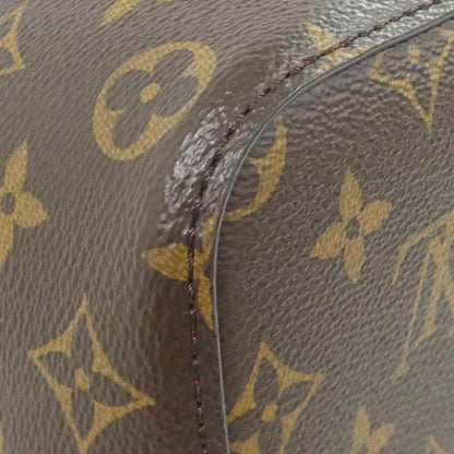 Louis Vuitton Monogram Neo Noe MM Shoulder Bag — view 3