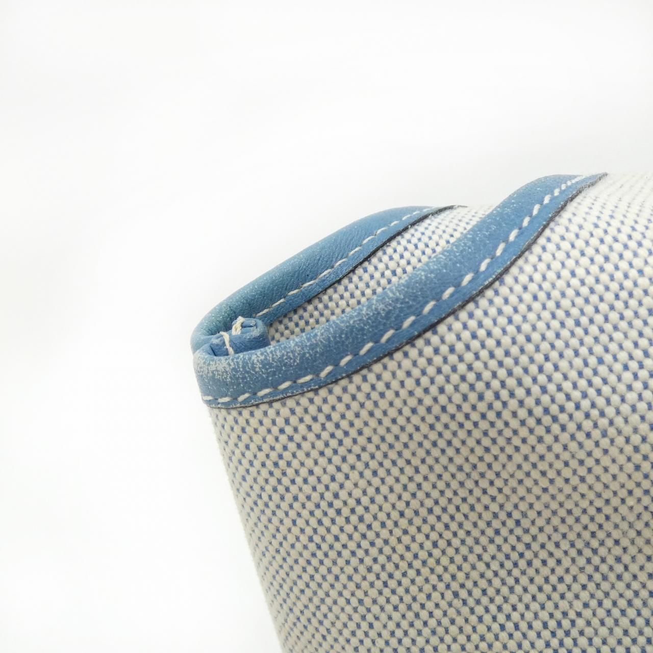 Hermes Vintage Jardinier Shoulder Bag — view 5
