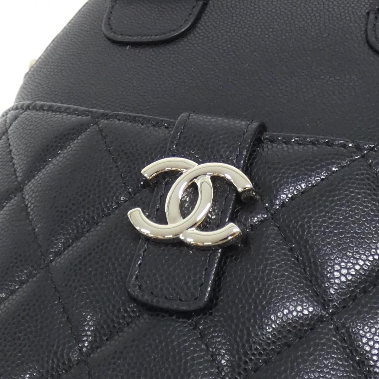 Chanel Chain Clutch Black — view 4