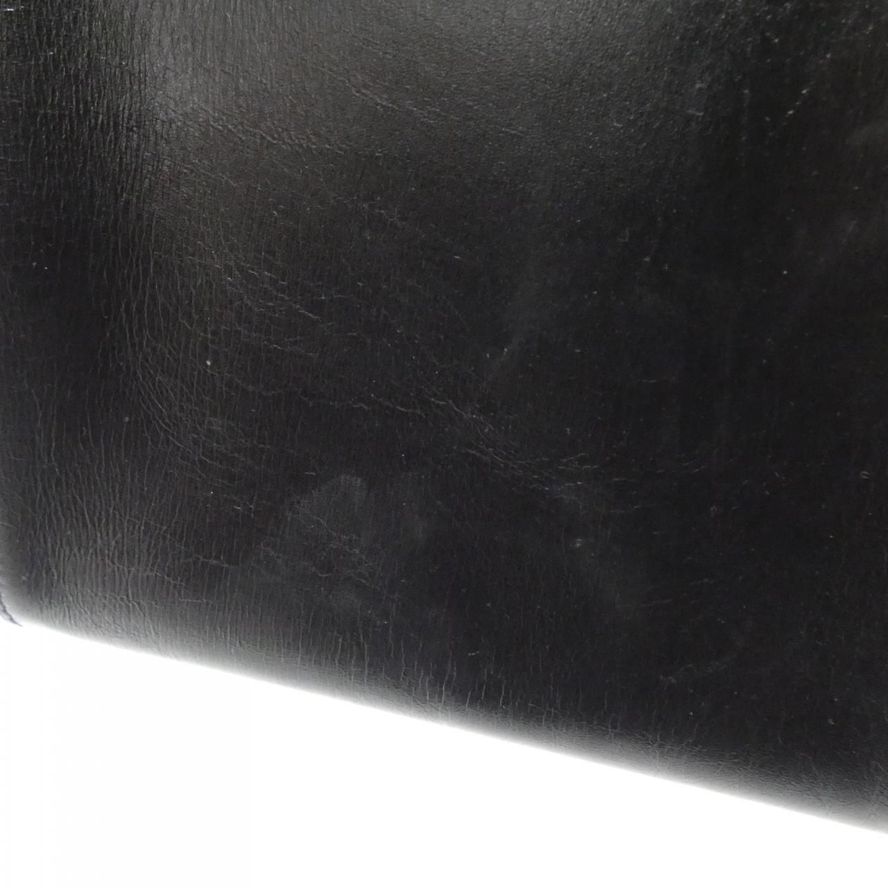 Hermes Vintage Onimetou Shoulder Bag — view 3