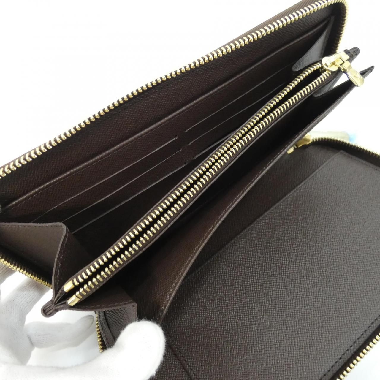 Louis Vuitton Damier Zippy Wallet — view 4