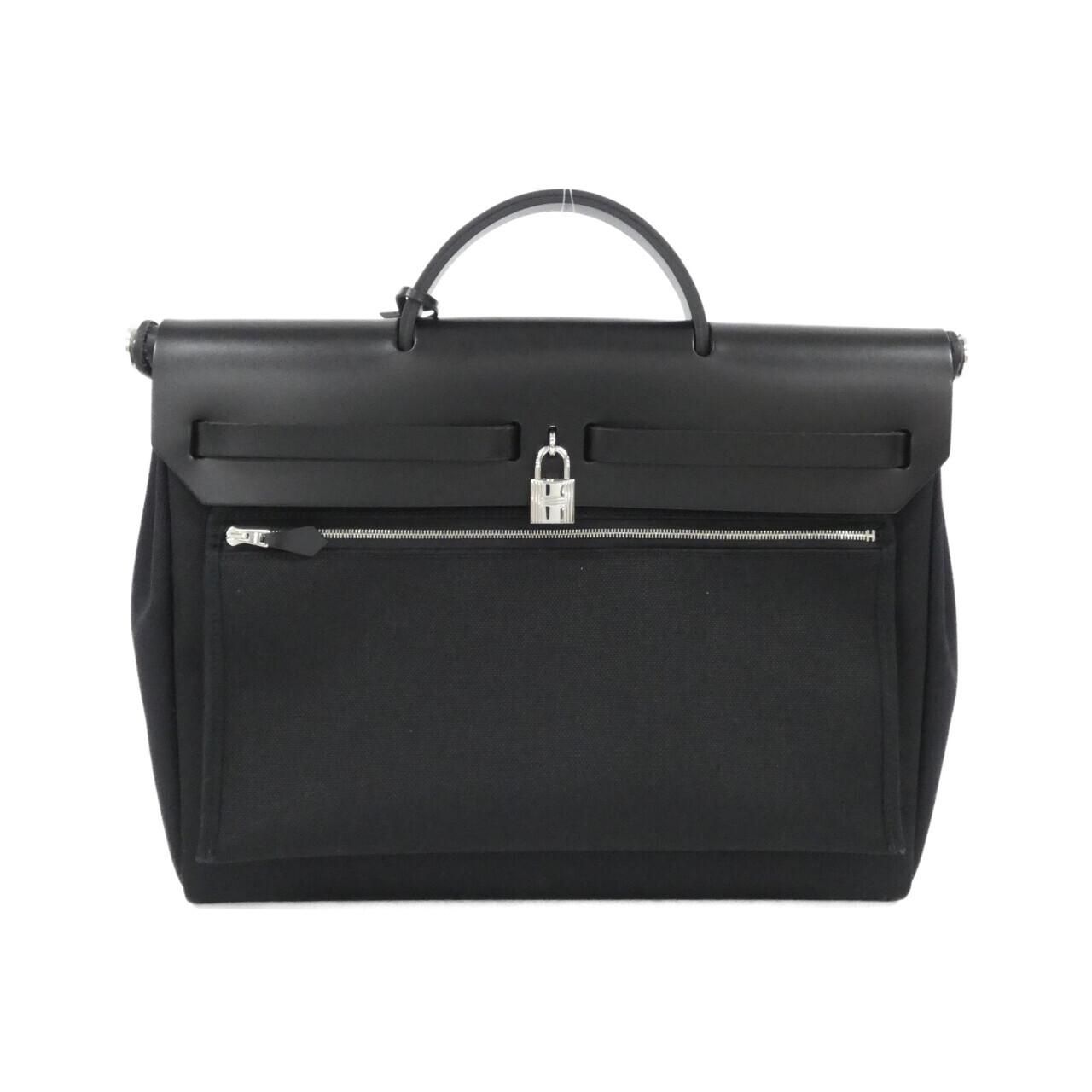 Hermes Herbag Zip Messenger 39 cm Shoulder Bag — view 2