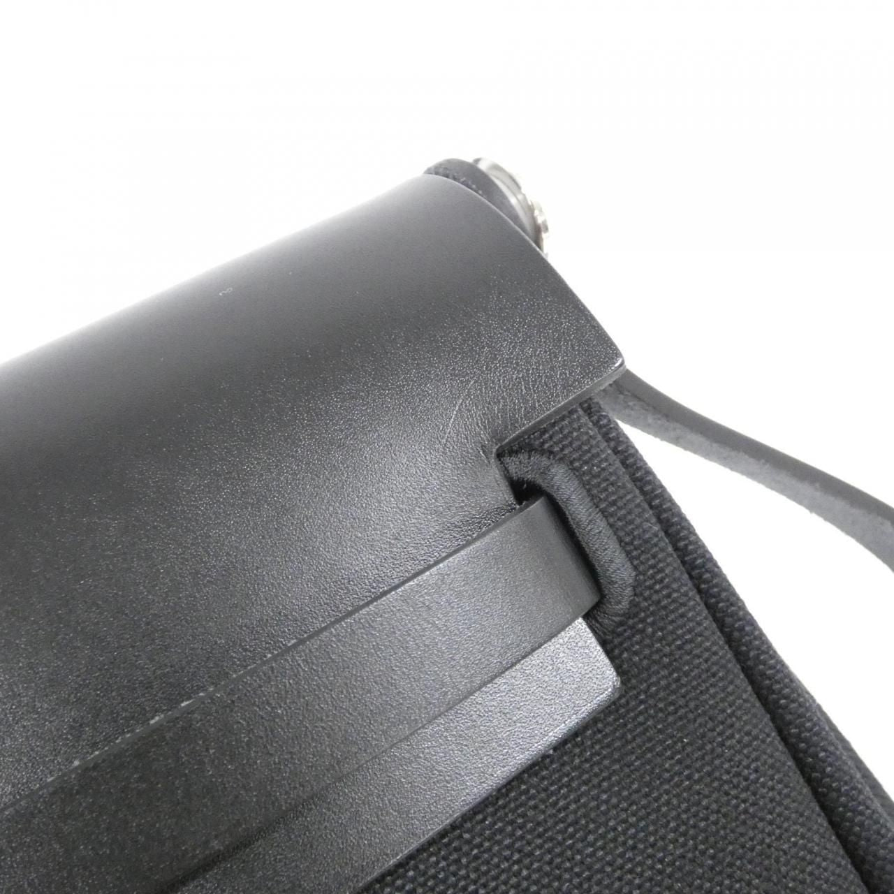 Hermes Herbag Zip Messenger 39 cm Shoulder Bag — view 5