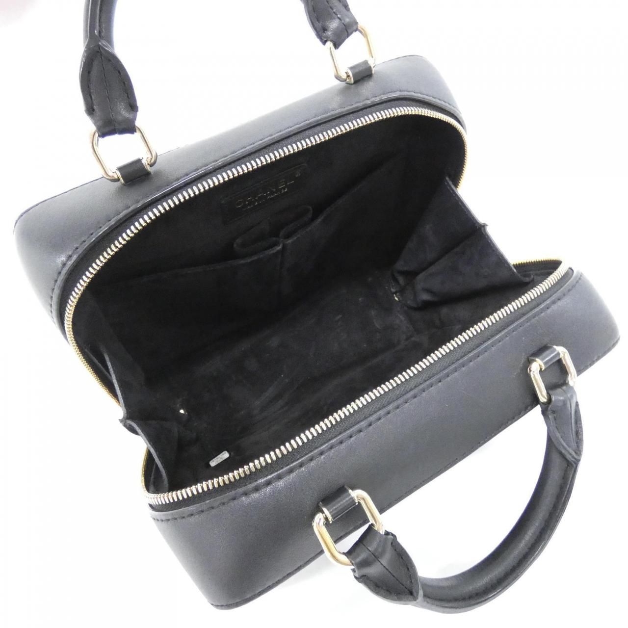 Chanel Bag Handbag Black — view 9