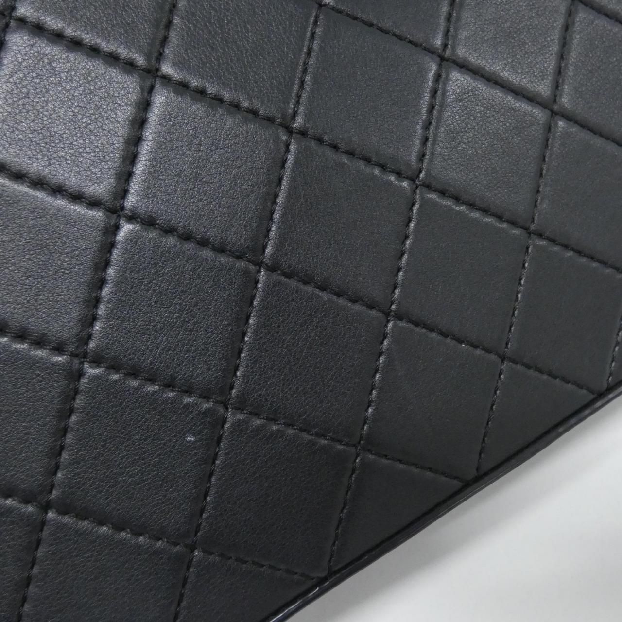 Chanel Bag Handbag Black — view 4
