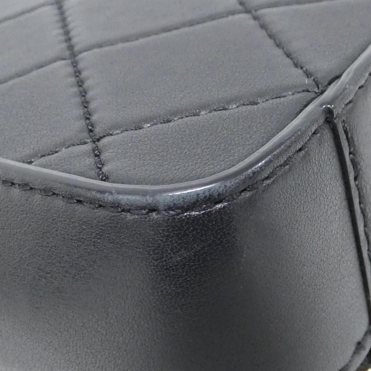 Chanel Bag Handbag Black — view 3