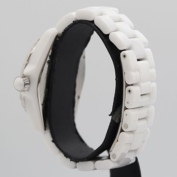 Chanel Watch White — view 3