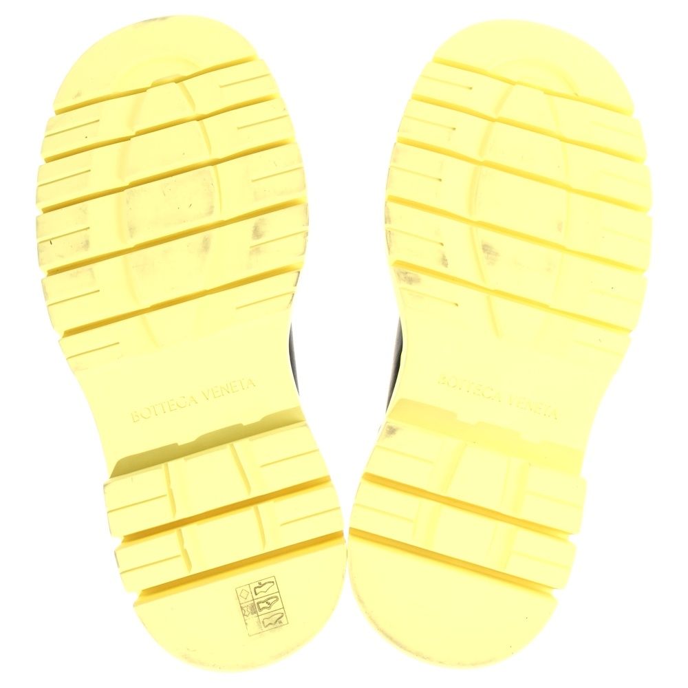 Bottega Veneta Tire Chelsea Boots Side Gore High Cut Black Yellow — view 5