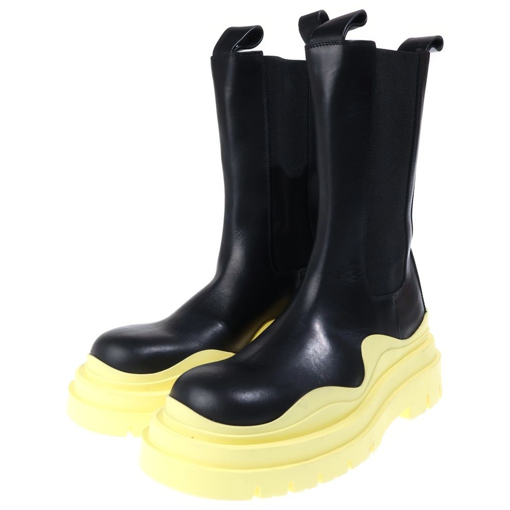 Bottega Veneta Tire Chelsea Boots Side Gore High Cut Black Yellow — view 2