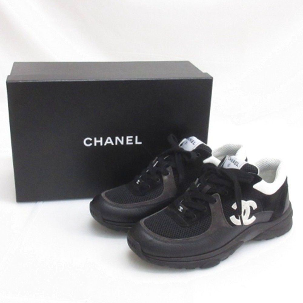 Chanel CC Logo Mesh Sneakers Black — view 7