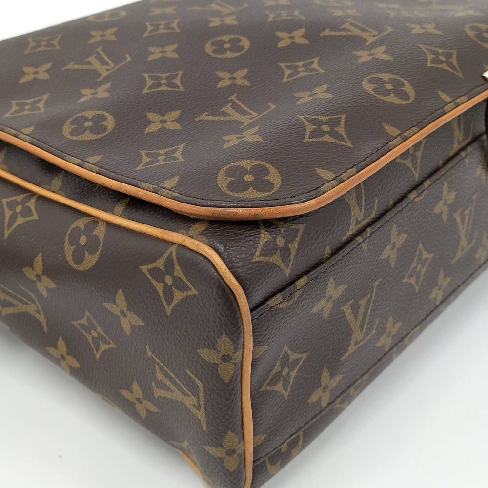 Louis Vuitton Aves Monogram Shoulder Bag — view 3