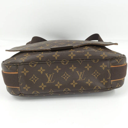Louis Vuitton Messenger Bob le MM Shoulder Bag Monogram Brown — view 4