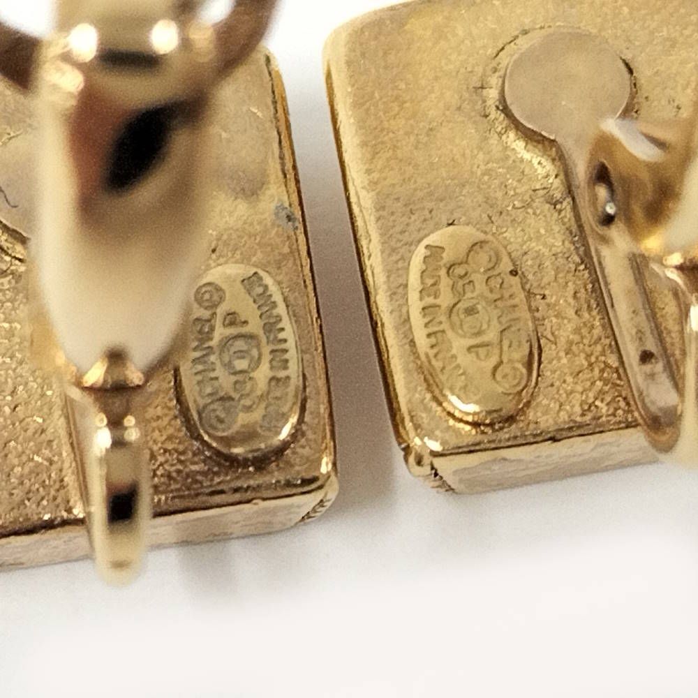 Chanel Square Earrings CC Black Gold — view 8
