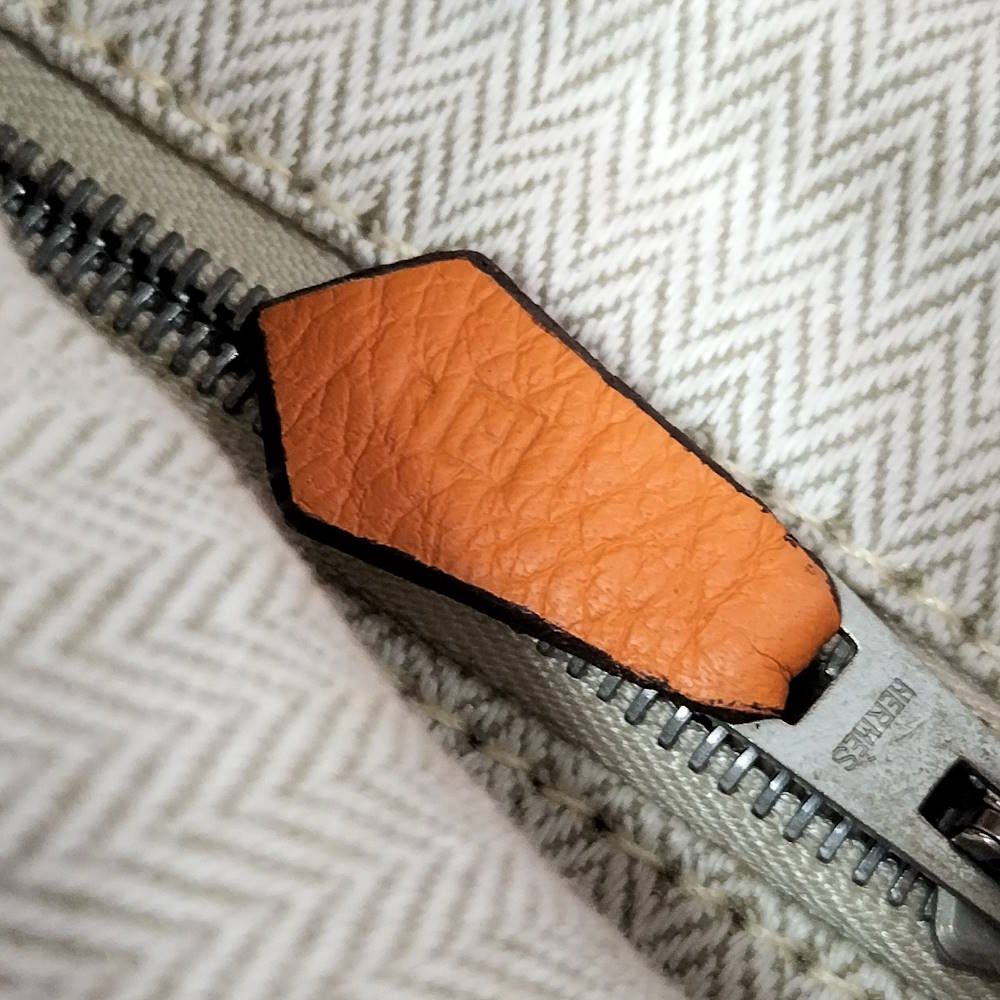 Hermes Masai PM Shoulder Bag Leather Orange — view 9