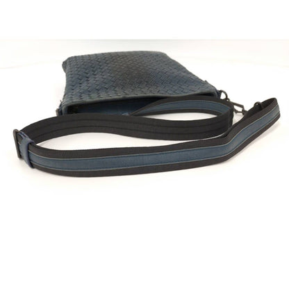 Bottega Veneta Shoulder Bag Intrecciato Leather Navy — view 4
