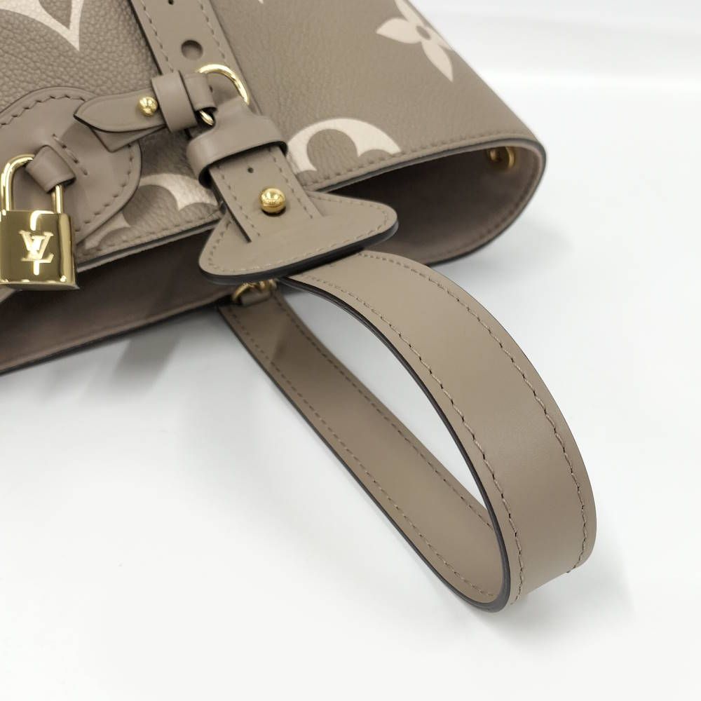 Louis Vuitton All in BB 2-Way Bag Empreinte — view 4