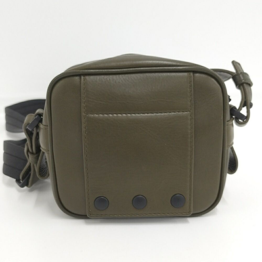 Bottega Veneta Shoulder Bag Leggero Leather Khaki — view 2
