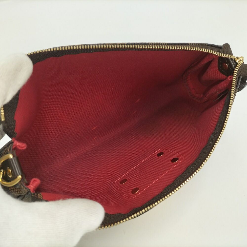 Louis Vuitton Chain Shoulder Bag Damier — view 9