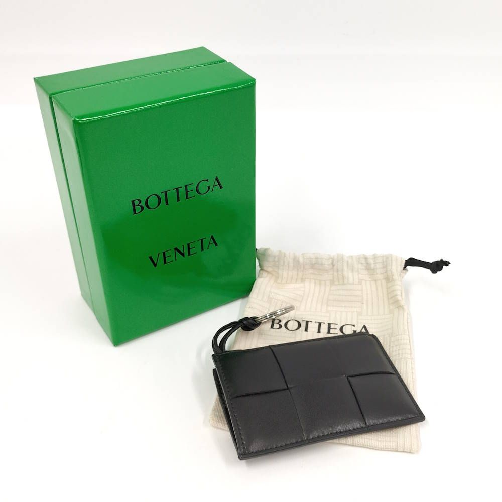 Bottega Veneta Coin Case Maxi Intrecciato Leather Black — view 9