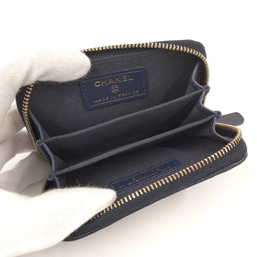 Chanel Zip Around Coin Case Caviar Leather CC Logo Navy — view 6