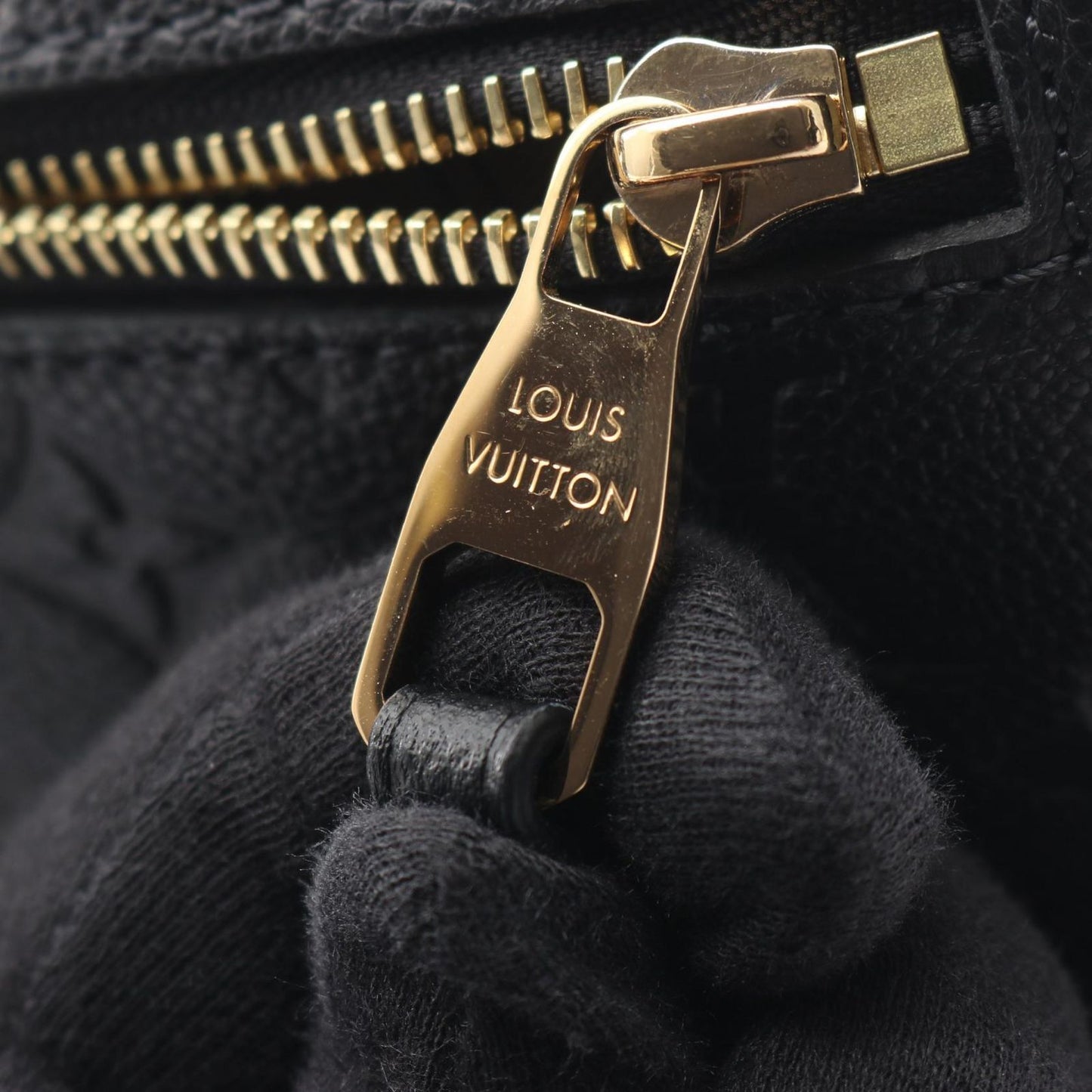 Louis Vuitton Handbag Pochette Metis MM Noir Leather — view 7