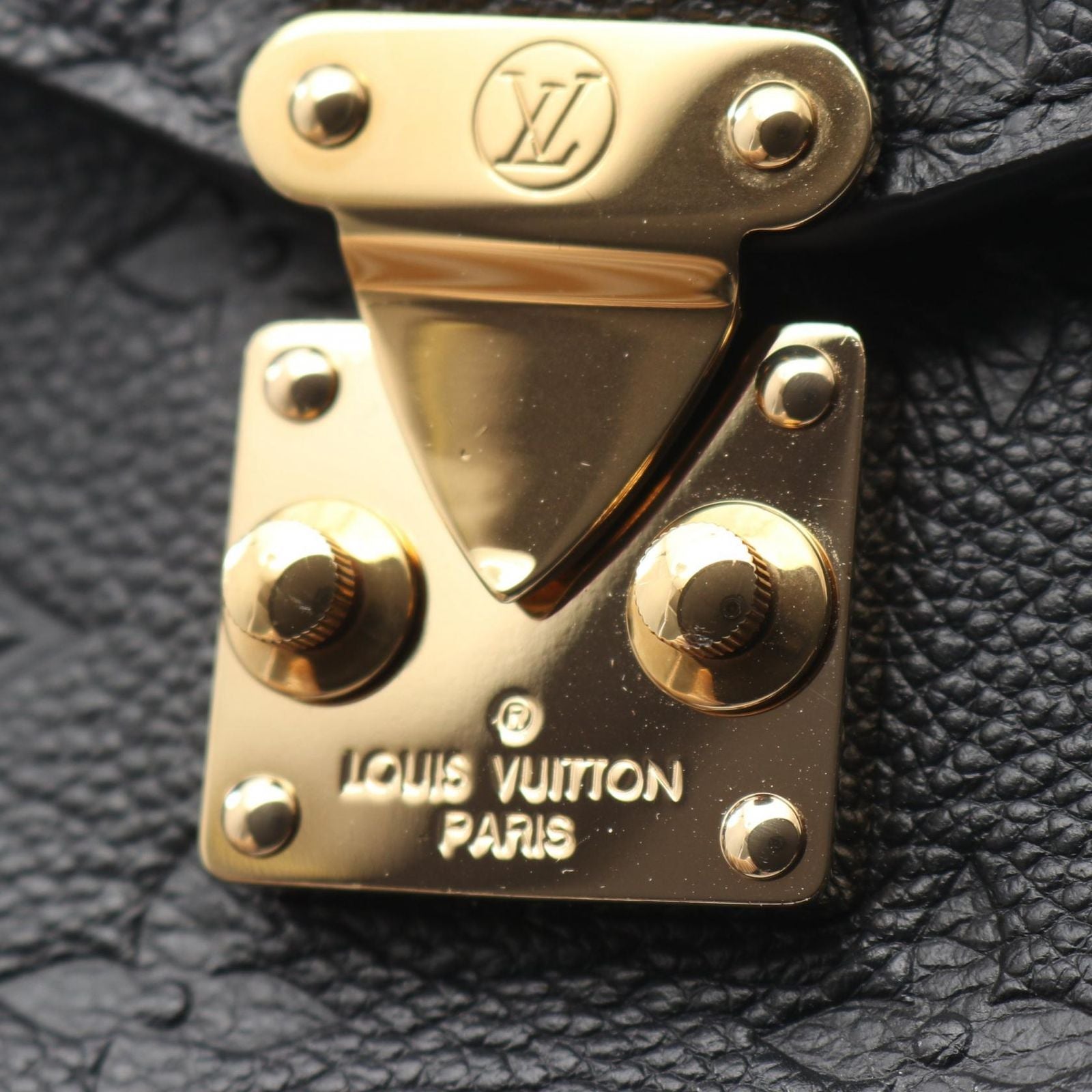 Louis Vuitton Handbag Pochette Metis MM Noir Leather — view 6