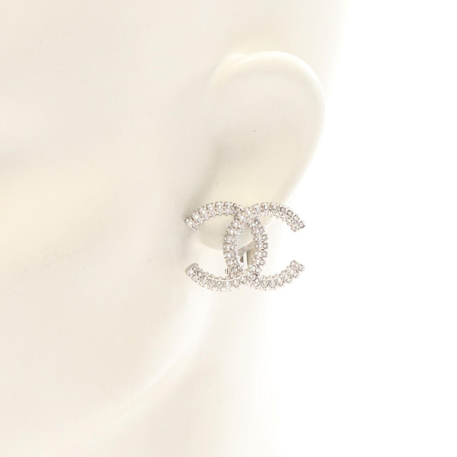 Chanel Earrings CC Logo Stainless Steel — view 4