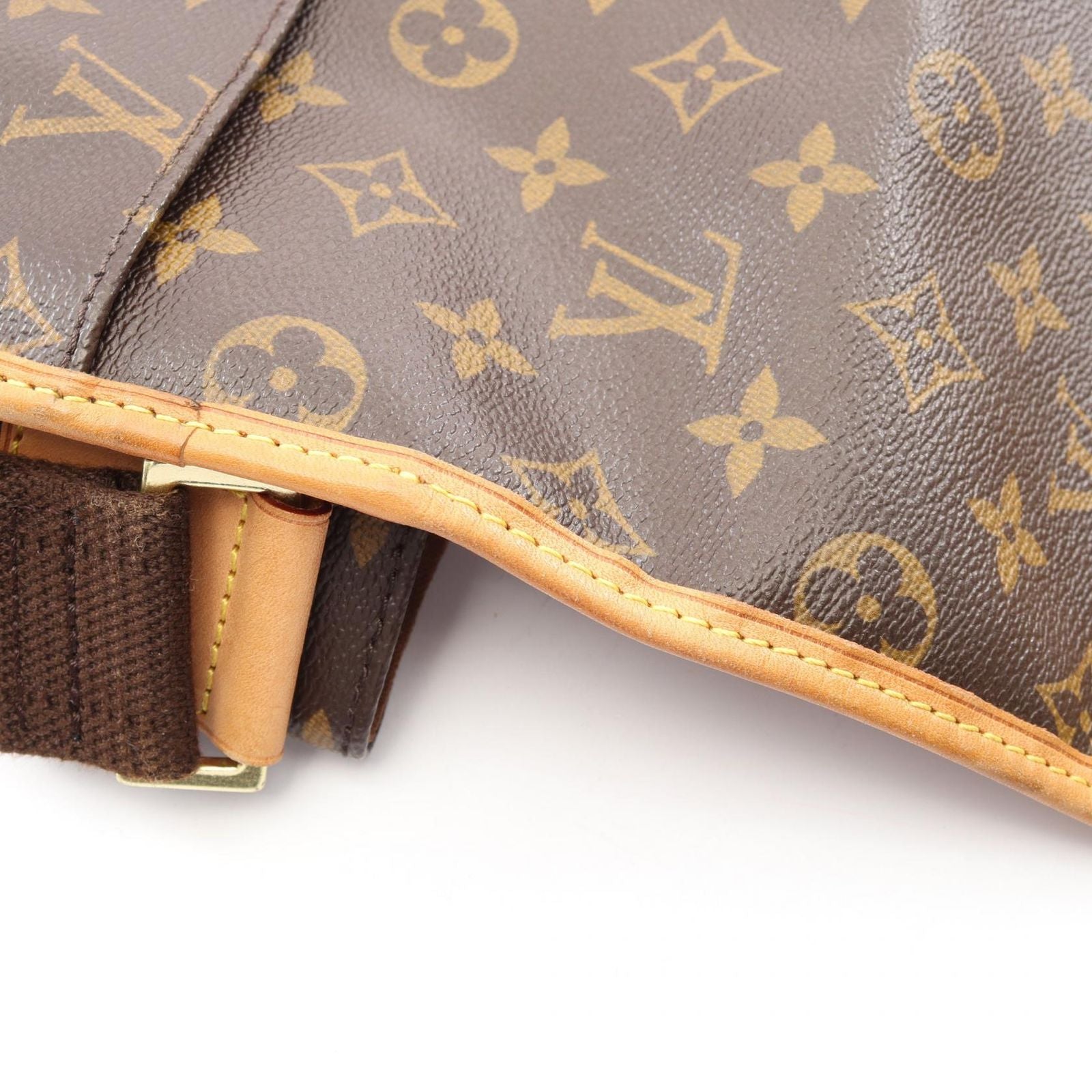 Louis Vuitton Shoulder Bag Messenger GM Bosfoll Canvas Leather Bosfour — view 8