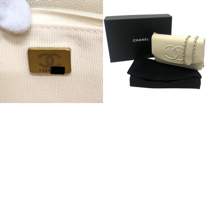 Chanel Shoulder Bag CC Logo Caviar Leather Cream White — view 9