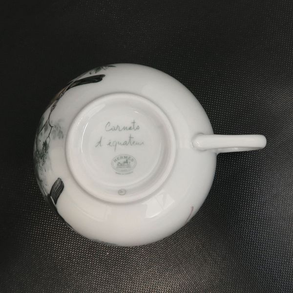 Hermes Red Roadside Sketch Tea Cup & Saucer — view 5