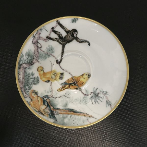 Hermes Red Roadside Sketch Tea Cup & Saucer — view 7
