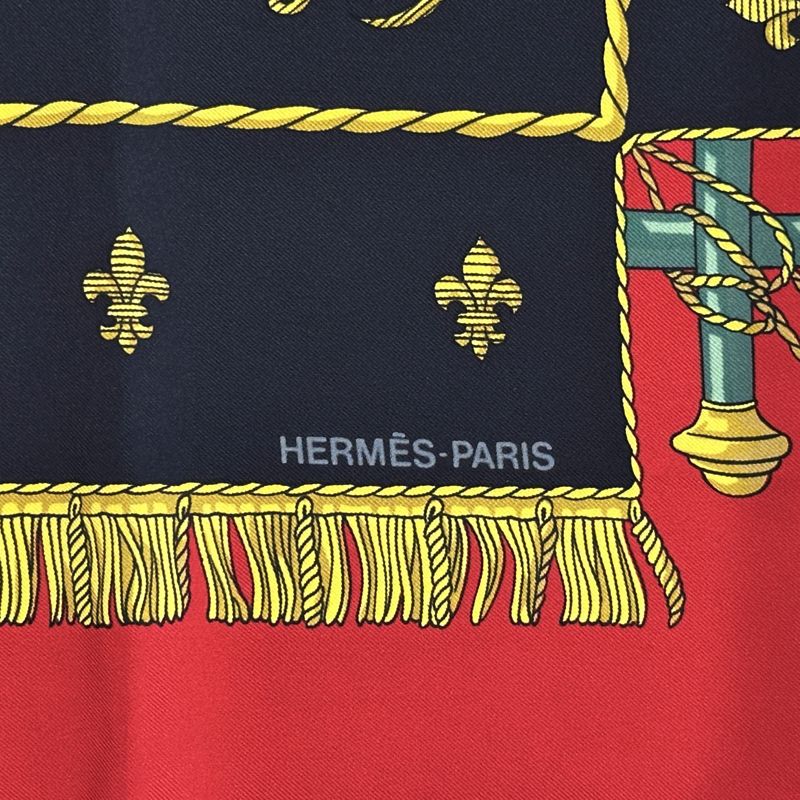 Hermes Scarf Carre 90 Vue du Carrosse de la Reale Queen's Coronation Silk Black — view 2