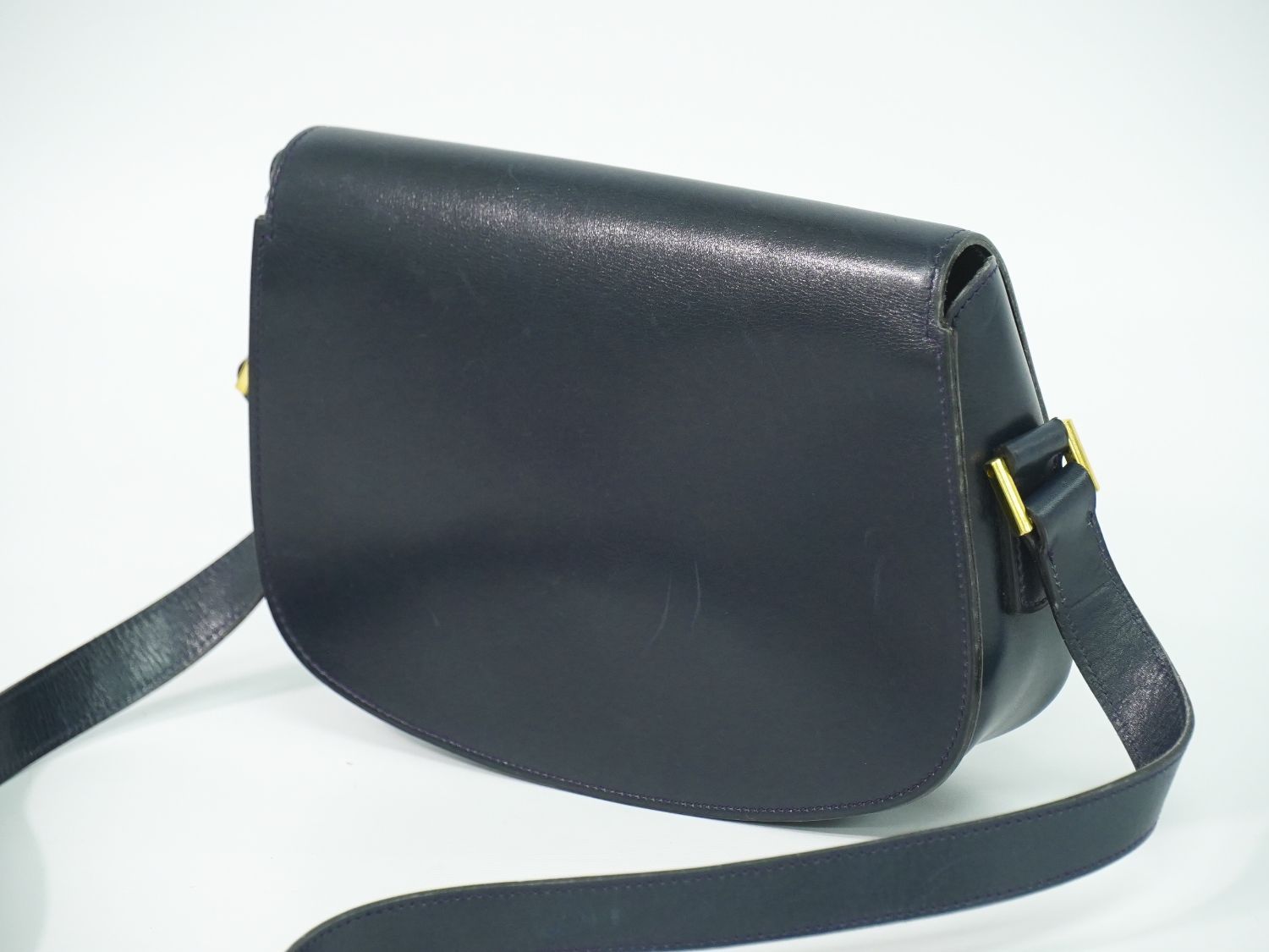 Celine Horse Shoe Shoulder Bag Pochette Leather Navy — view 2