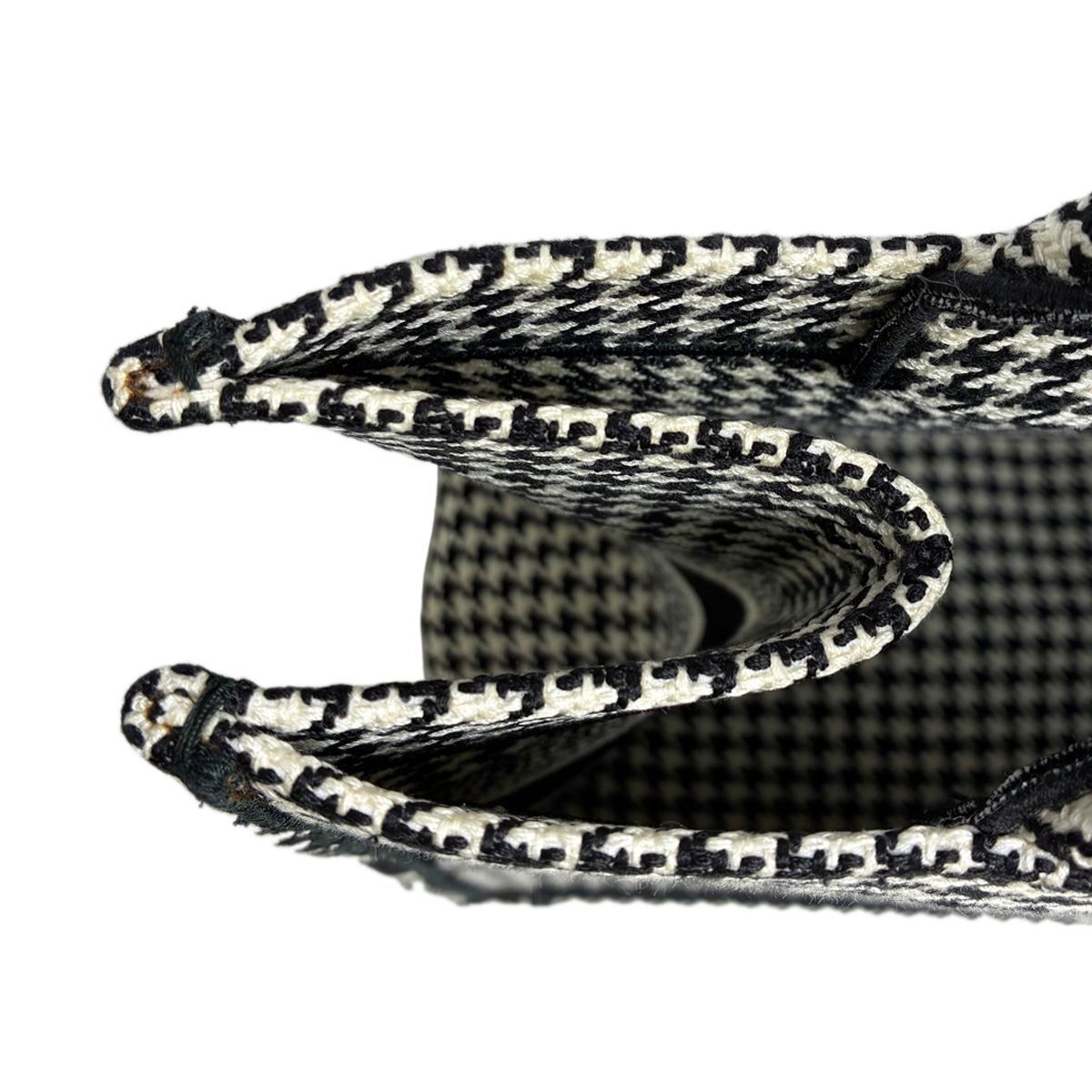 Dior Book Tote Houndstooth Black White — view 4
