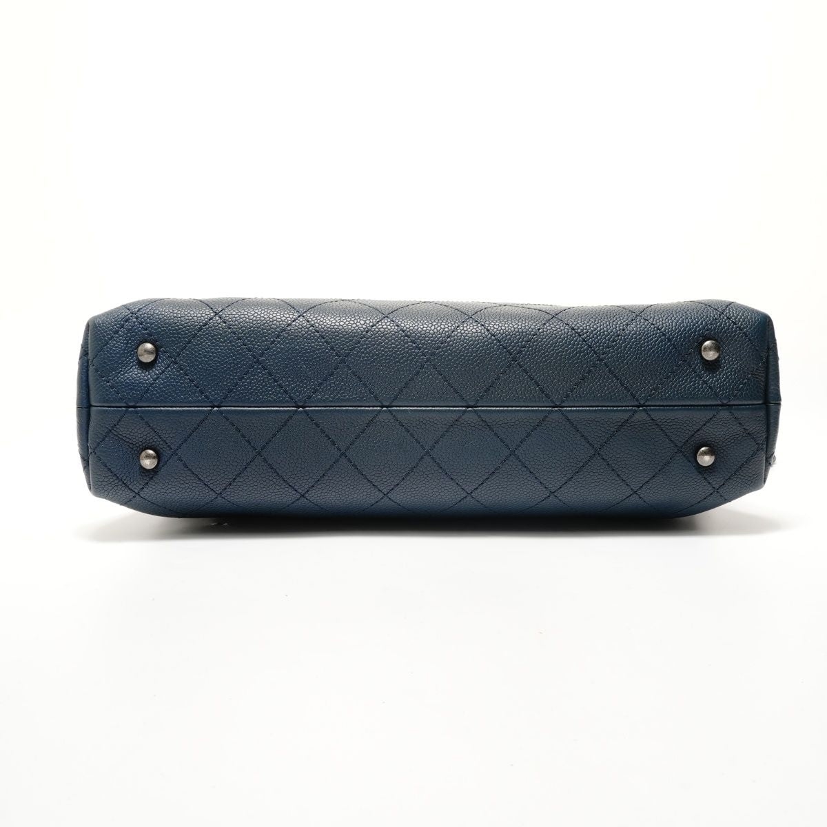 Chanel Shoulder Bag Caviar Leather Gunmetallic 2-Way — view 7
