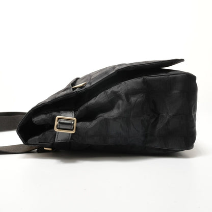 Chanel Shoulder Bag New Travel Line Gold — view 3