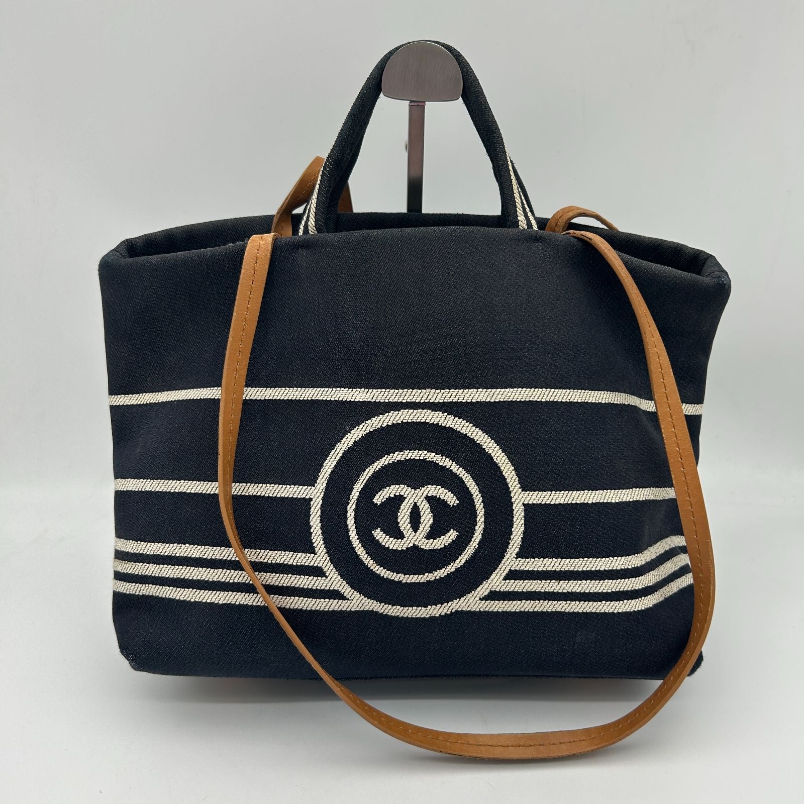 Chanel CC Logo Shopping in Denim Tote No 19