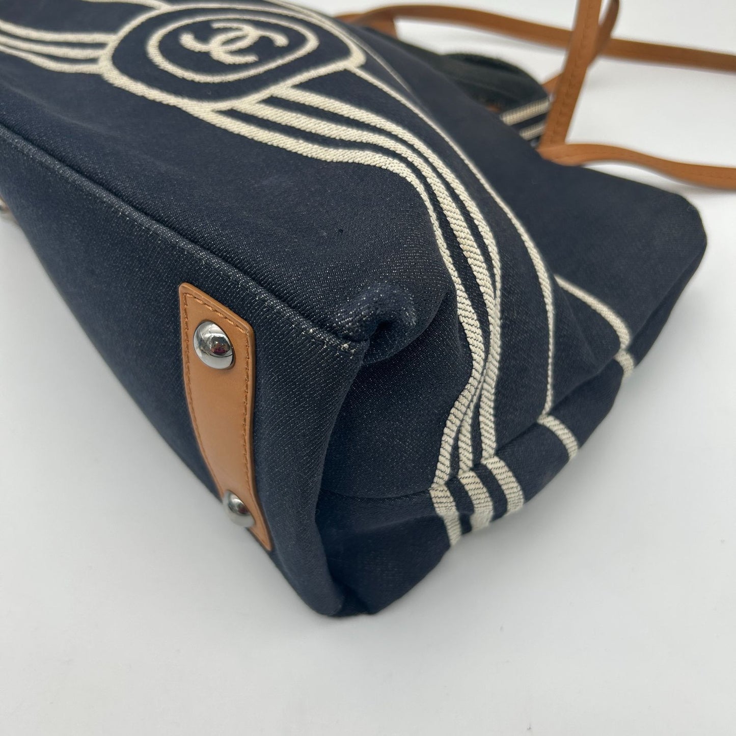 Chanel CC Logo Shopping in Denim Tote No 19 — view 8