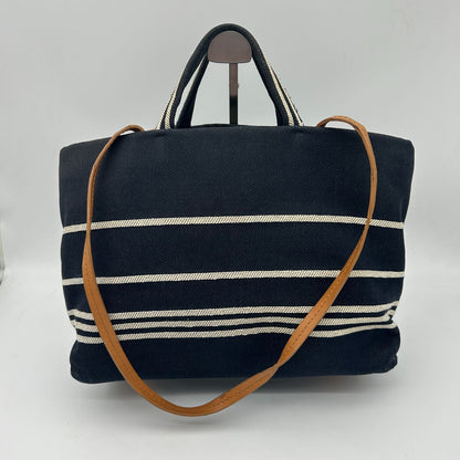 Chanel CC Logo Shopping in Denim Tote No 19 — view 4